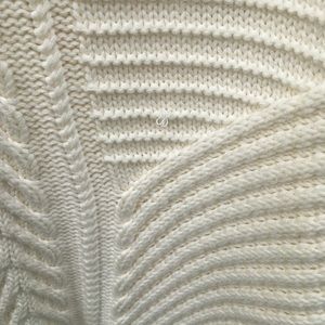 Banana Republic Sweaters - NWT Off white Banana republic cable knit sweater Banana Republic Sweaters - NWT Off white Banana republic cable knit sweater